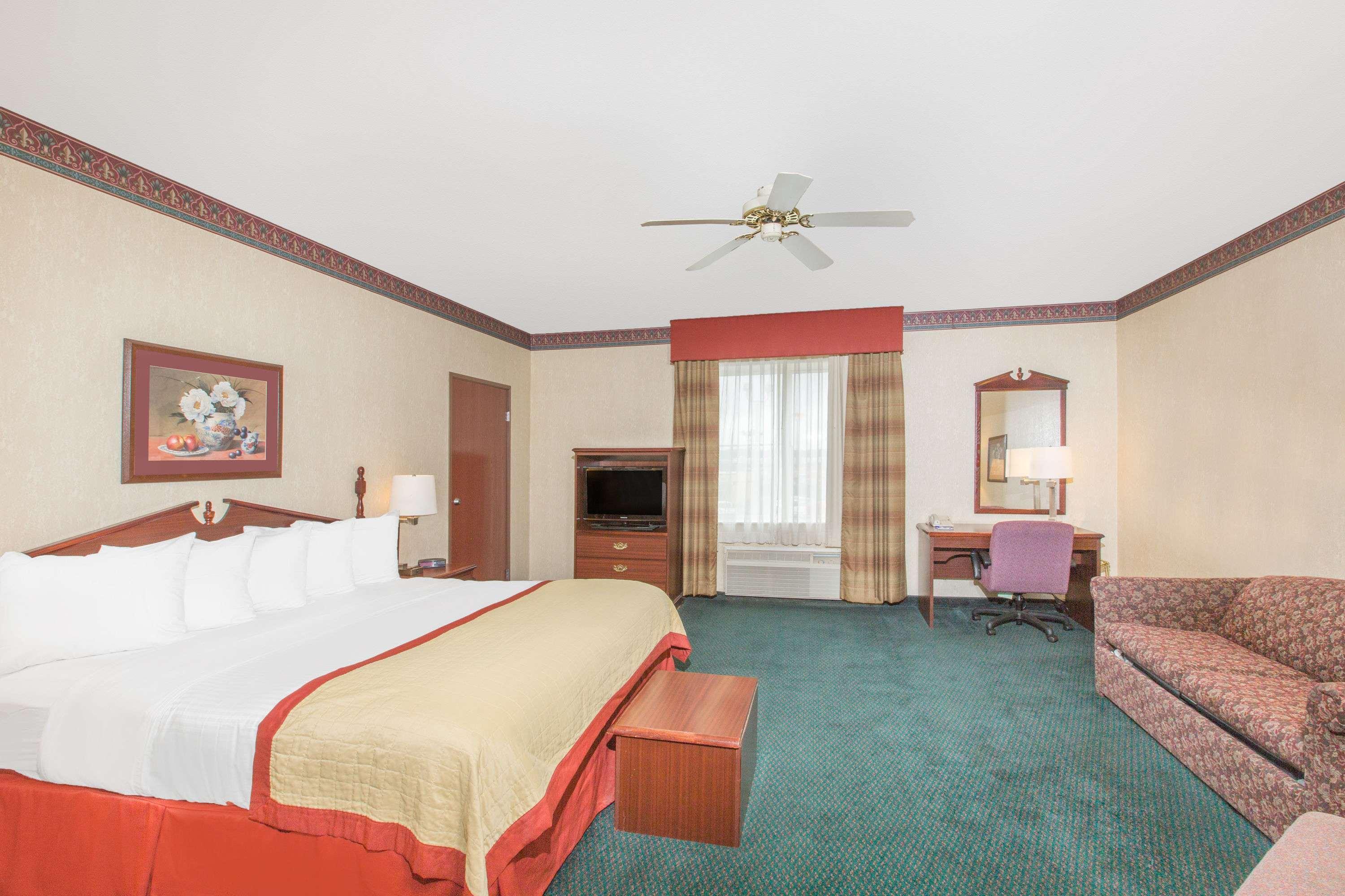Baymont By Wyndham Jonesboro Hotel Ngoại thất bức ảnh