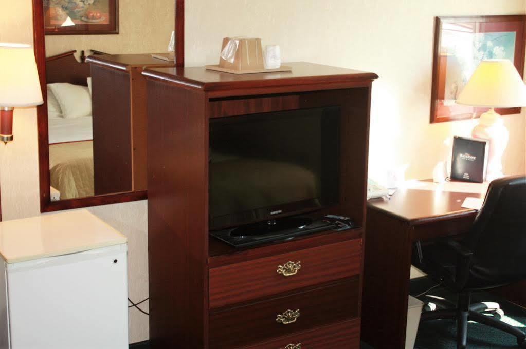 Baymont By Wyndham Jonesboro Hotel Ngoại thất bức ảnh